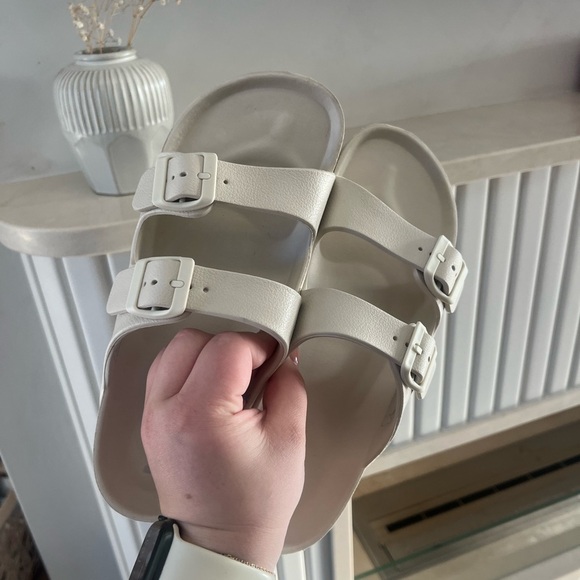 MIA Shoes Slide Sandals size 9 - Picture 3 of 4